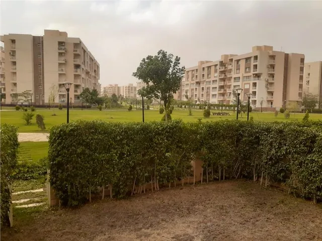 شقة فى مدينتى 189 م2 غربى للايجار قانون جديد كود 40492