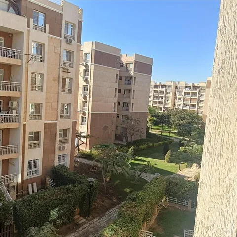 شقة فى مدينتى 82 م2 بحرى للايجار قانون جديد كود 28781