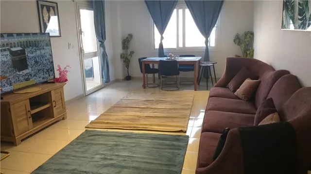 شقة فى مدينتى 140 م2 بحري وشرقي للايجار مفروش كود 49279