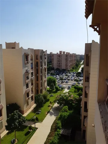 شقة فى مدينة الرحاب 132 م2 قبلى للايجار قانون جديد كود 2922