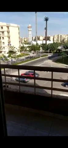 شقة فى مدينتى 131 م2 بحري و قبلي للايجار قانون جديد كود 41070