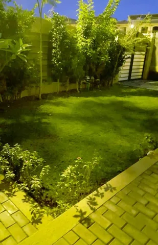 فيلا فى مدينتى 235 م2 بحري و قبلي للايجار قانون جديد كود 32140