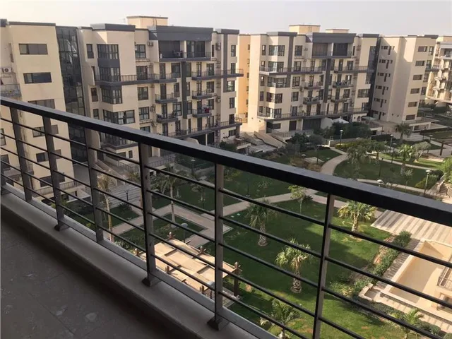 شقة فى مدينتى 166 م2 بحري وغربي للايجار قانون جديد كود 41014