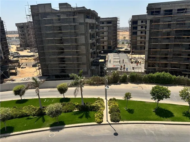 شقة فى مدينتى 84 م2 غربى للبيع تقسيط كود 55517