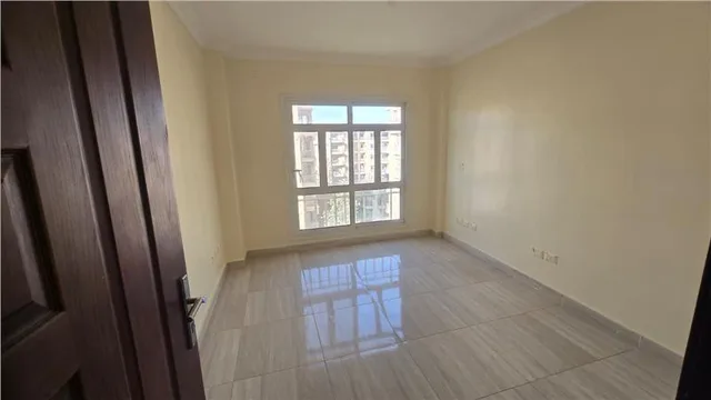 شقة فى مدينتى 116 م2 بحرى للبيع كاش كود 3856
