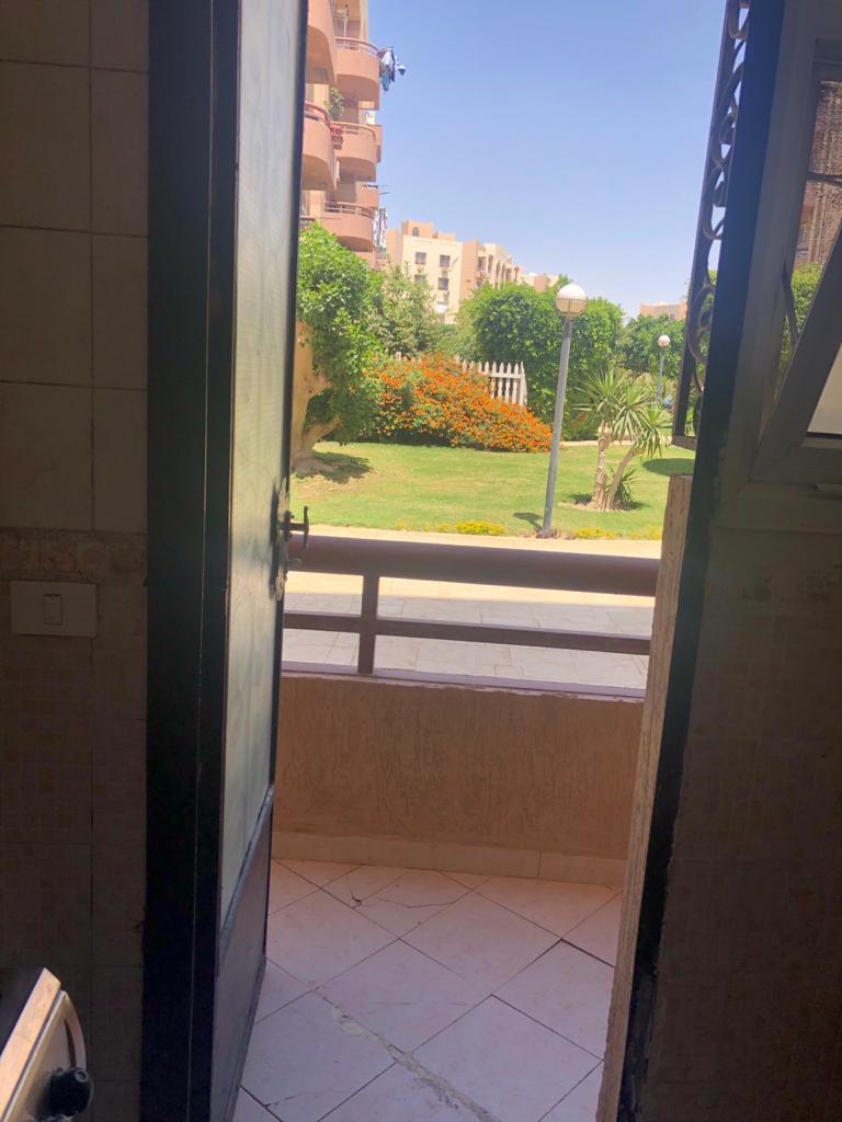 شقة فى مدينة الرحاب 96 م2 شرقى للايجار مفروش كود 1675 - صورة 1