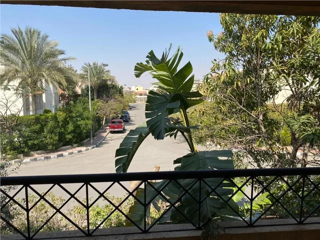 فيلا فى مدينة الرحاب 300 م2 بحري و قبلي للايجار مفروش كود 41581