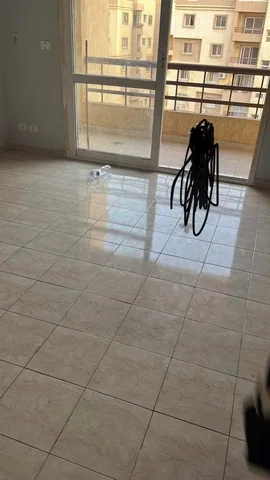 شقة فى مدينتى 97 م2 بحري وغربي للايجار قانون جديد كود 46259
