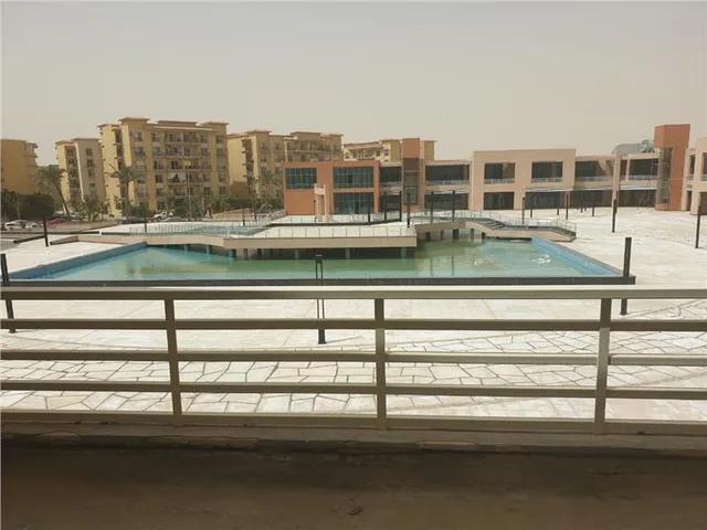 محل تجارى فى مدينة الرحاب 102 م2 للايجار قانون جديد كود 37633
