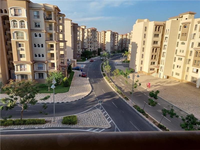 شقة فى مدينتى 200 م2 بحرى للايجار قانون جديد كود 40311 - صورة 1