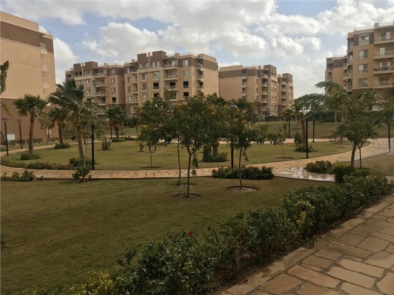 شقة فى مدينتى 108 م2 شرقي وقبلي للايجار قانون جديد كود 46984 - صورة 1