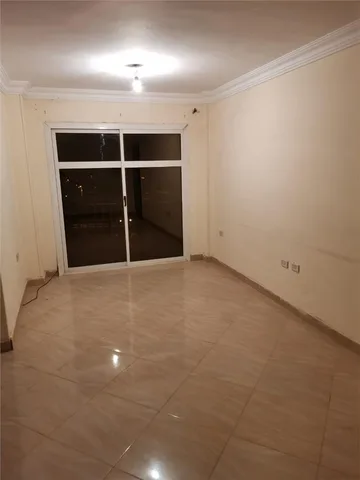 شقة فى مدينتى 70 م2 بحري وغربي للايجار قانون جديد كود 39828