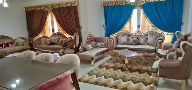 شقة فى التجمع الخامس 225 م2 بحرى للايجار مفروش كود 39677