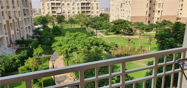 شقة فى مدينتى 82 م2 بحرى للايجار مفروش كود 23571