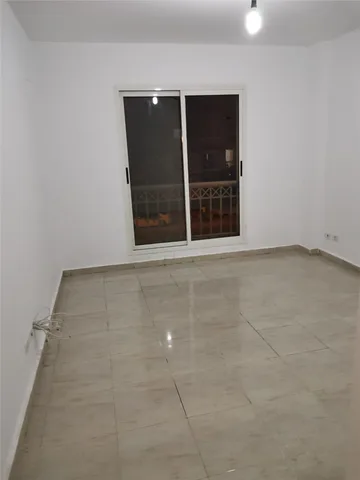 شقة فى مدينتى 137 م2 بحرى للايجار قانون جديد كود 39901
