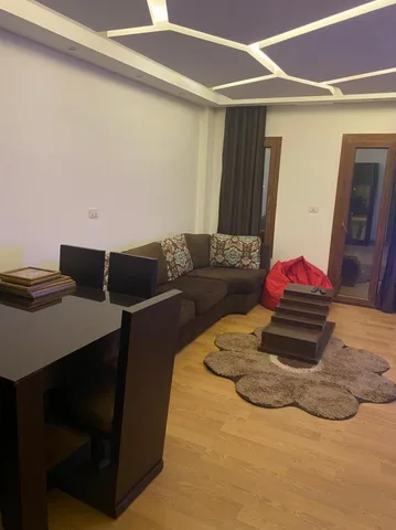 شقة فى مدينة الرحاب 90 م2 شرقى للايجار مفروش كود 41740