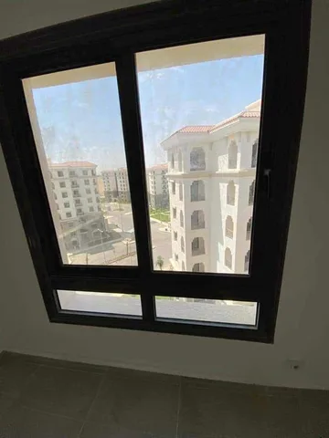 شقة فى العاصمة الادارية الجديدة 157 م2 بحرى للايجار قانون جديد كود 48385
