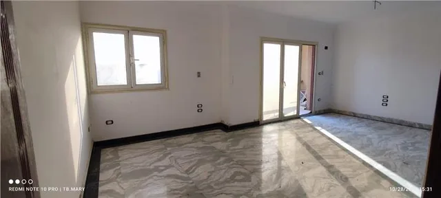 شقة فى مدينتى 143 م2 بحري و قبلي للبيع كاش كود 49166