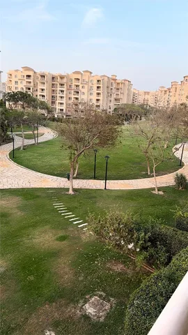شقة فى مدينتى 211 م2 بحري و قبلي للبيع كاش كود 55443
