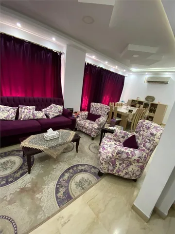 فيلا فى مدينة الرحاب 237 م2 شرقي وقبلي للايجار مفروش كود 31794