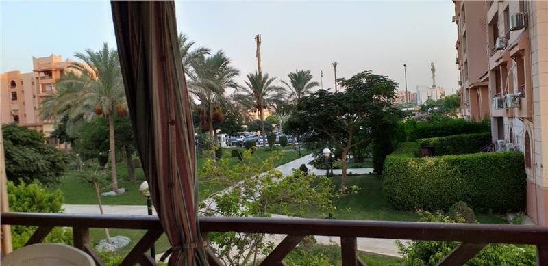 شقة فى مدينة الرحاب 196 م2 بحري وغربي للايجار مفروش كود 4542 - صورة 1