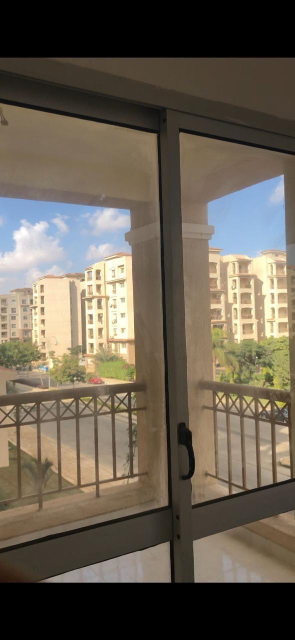 شقة فى مدينتى 100 م2 بحري وشرقي للبيع كاش كود 42073 - صورة 1