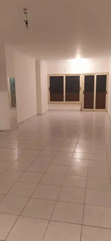 شقة فى مدينة الرحاب 90 م2 شرقى للايجار قانون جديد كود 1543