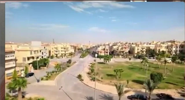 شقة فى التجمع الخامس 250 م2 بحرى للبيع كاش كود 40569