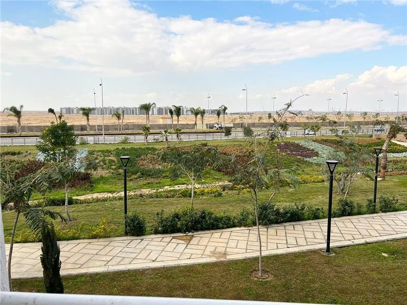شقة فى مدينتى 140 م2 بحرى للايجار قانون جديد كود 48990 - صورة 1