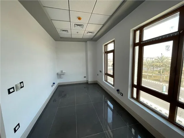 عيادة طبية فى مدينة الرحاب 100 م2 للبيع كاش كود 46240