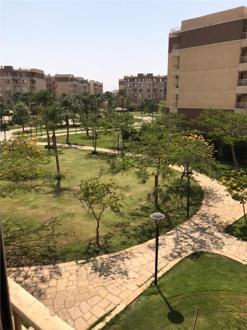 شقة فى مدينتى 96 م2 غربي وقبلي للبيع كاش كود 54589 - صورة 1
