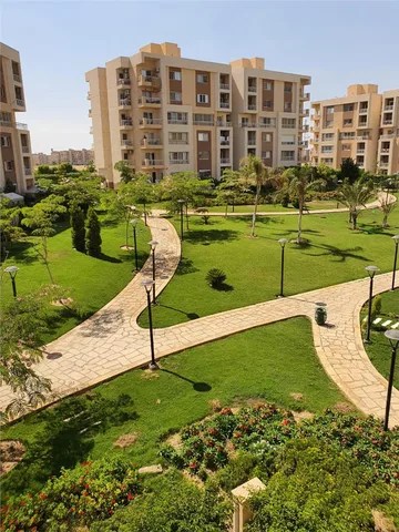 شقة فى مدينتى 165 م2 بحرى للايجار قانون جديد كود 40892