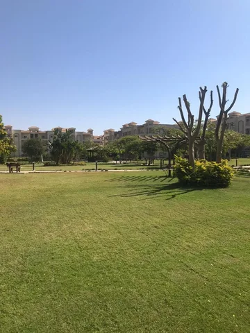 شقة فى الشروق 175 م2 بحرى للبيع كاش كود 40804