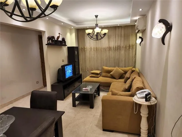شقة فى مدينتى 69 م2 بحري وغربي للبيع كاش كود 55605