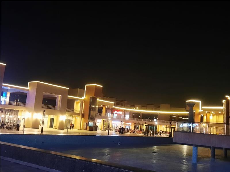 محل تجارى فى مدينة الرحاب 97 م2 للبيع كاش كود 46725 - صورة 1