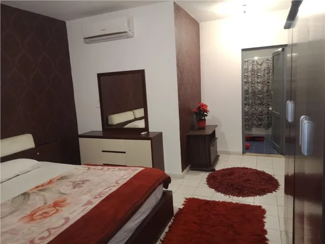 شقة فى مدينة الرحاب 155 م2 شرقي وغربي للايجار مفروش كود 48663
