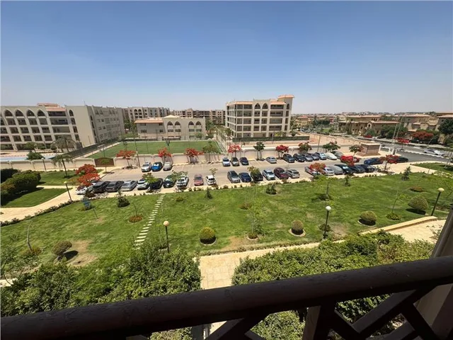 شقة فى مدينة الرحاب 159 م2 بحري و قبلي للبيع كاش كود 55415