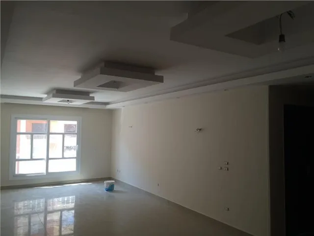 شقة فى مدينتى 135 م2 غربى للايجار قانون جديد كود 21172