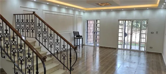 فيلا فى مدينة الرحاب 220 م2 قبلى للايجار قانون جديد كود 47414