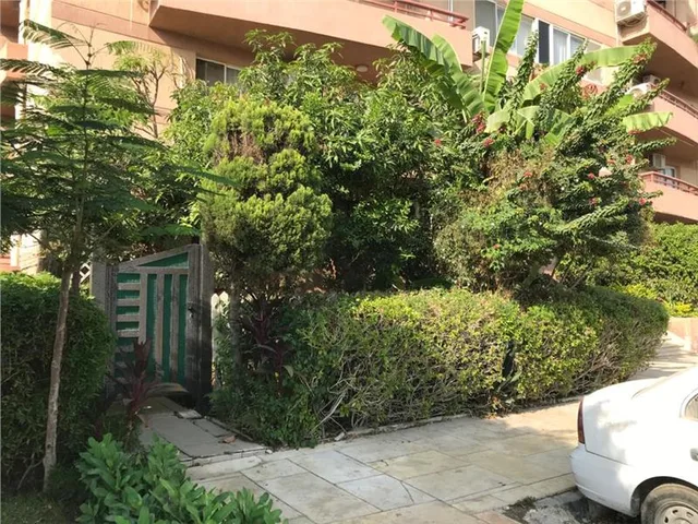 شقة فى مدينة الرحاب 85 م2 غربي وقبلي للايجار مفروش كود 40301