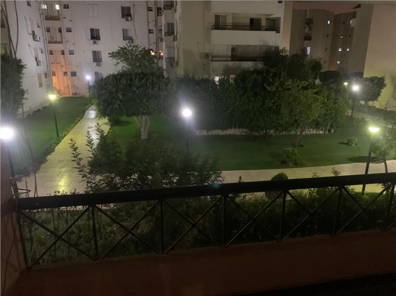 شقة فى مدينة الرحاب 90 م2 بحري وشرقي للايجار مفروش كود 47284 - صورة 1