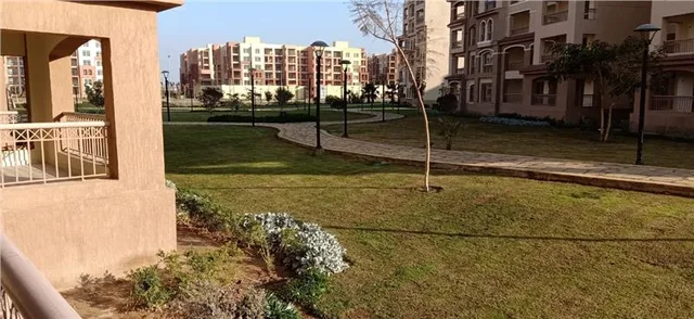 شقة فى مدينتى 200 م2 بحري و قبلي للايجار مفروش كود 47633