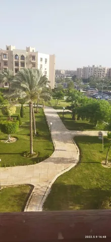 شقة فى مدينة الرحاب 90 م2 قبلى للايجار قانون جديد كود 6055