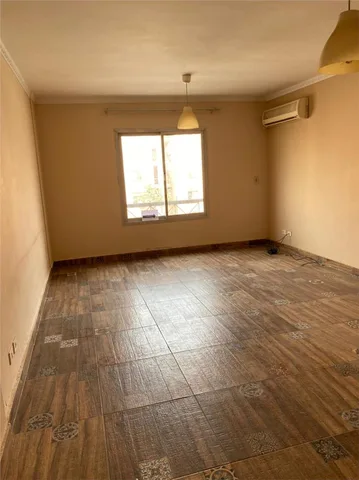 شقة فى مدينة الرحاب 90 م2 بحرى للايجار قانون جديد كود 23088