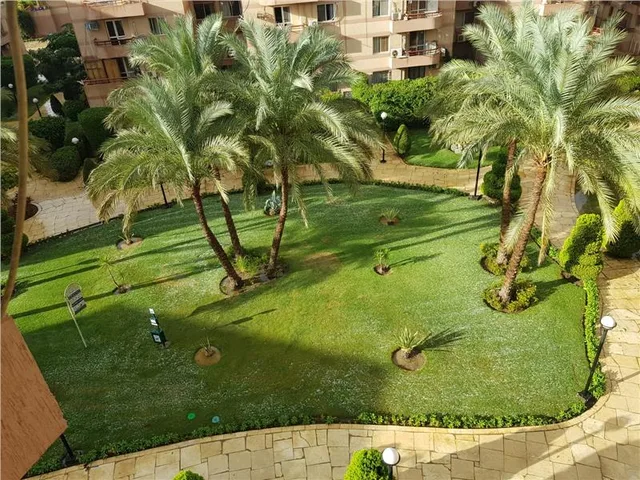 شقة فى مدينة الرحاب 190 م2 بحري وشرقي للايجار قانون جديد كود 49861