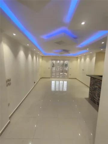 شقة فى مدينتى 110 م2 قبلى للبيع كاش كود 52908
