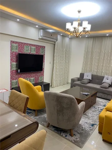 شقة فى مدينة الرحاب 99 م2 شرقى للايجار مفروش كود 43561