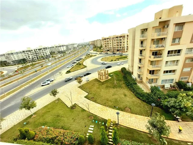 شقة فى مدينتى 165 م2 بحرى للايجار قانون جديد كود 49181