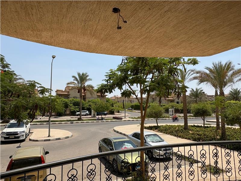 شقة فى مدينة الرحاب 130 م2 قبلى للايجار مفروش كود 55768