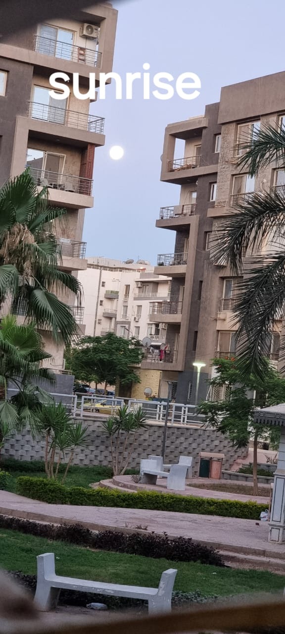 شقة فى دار مصر القرنفل 135 م2 بحرى للبيع كاش كود 55762